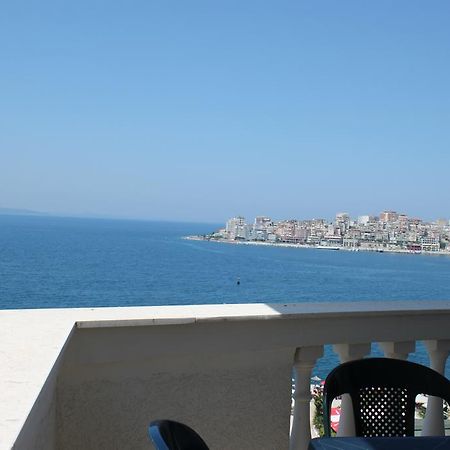 Villa Mucho Sarandë Buitenkant foto