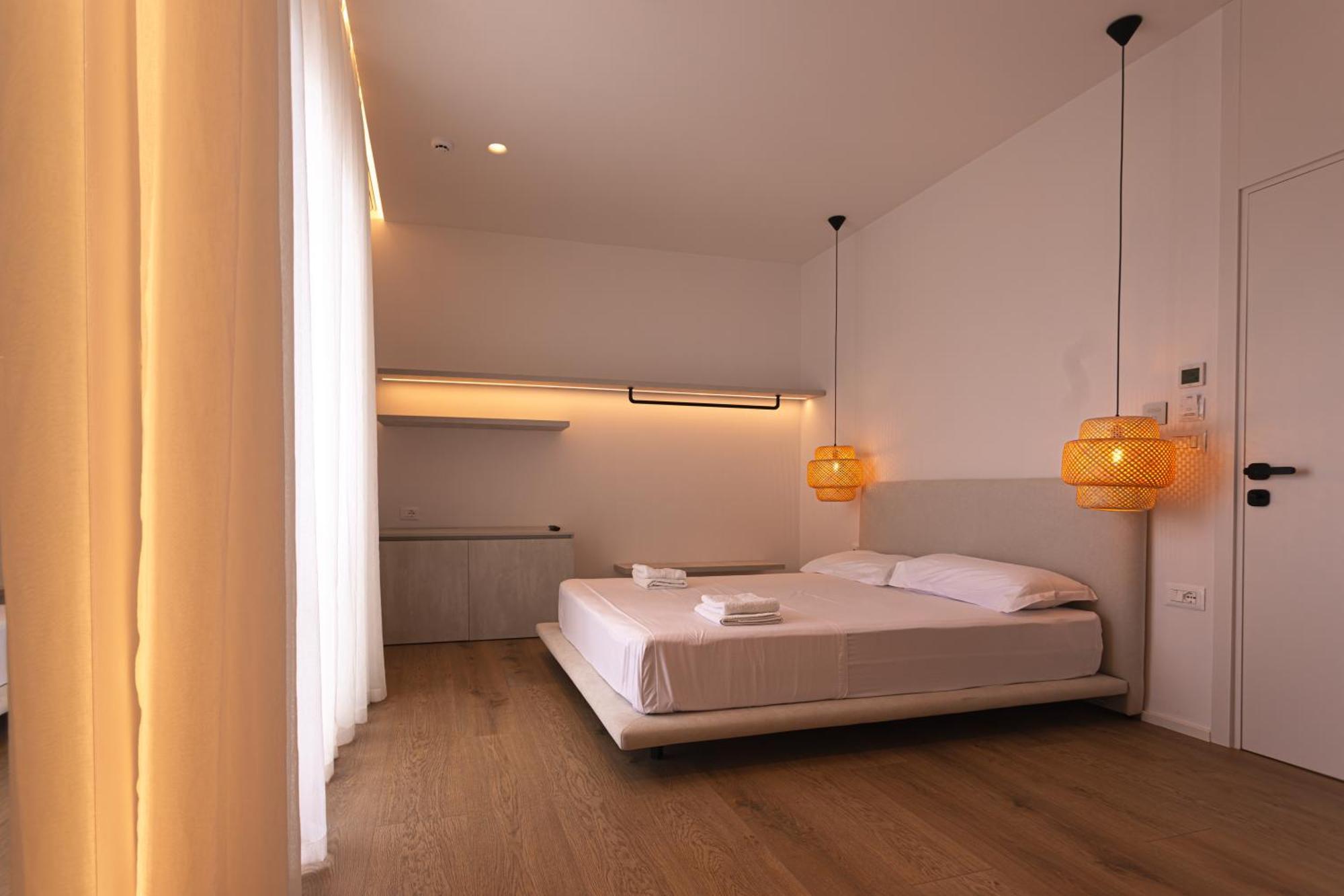 Villa Mucho Sarandë Buitenkant foto