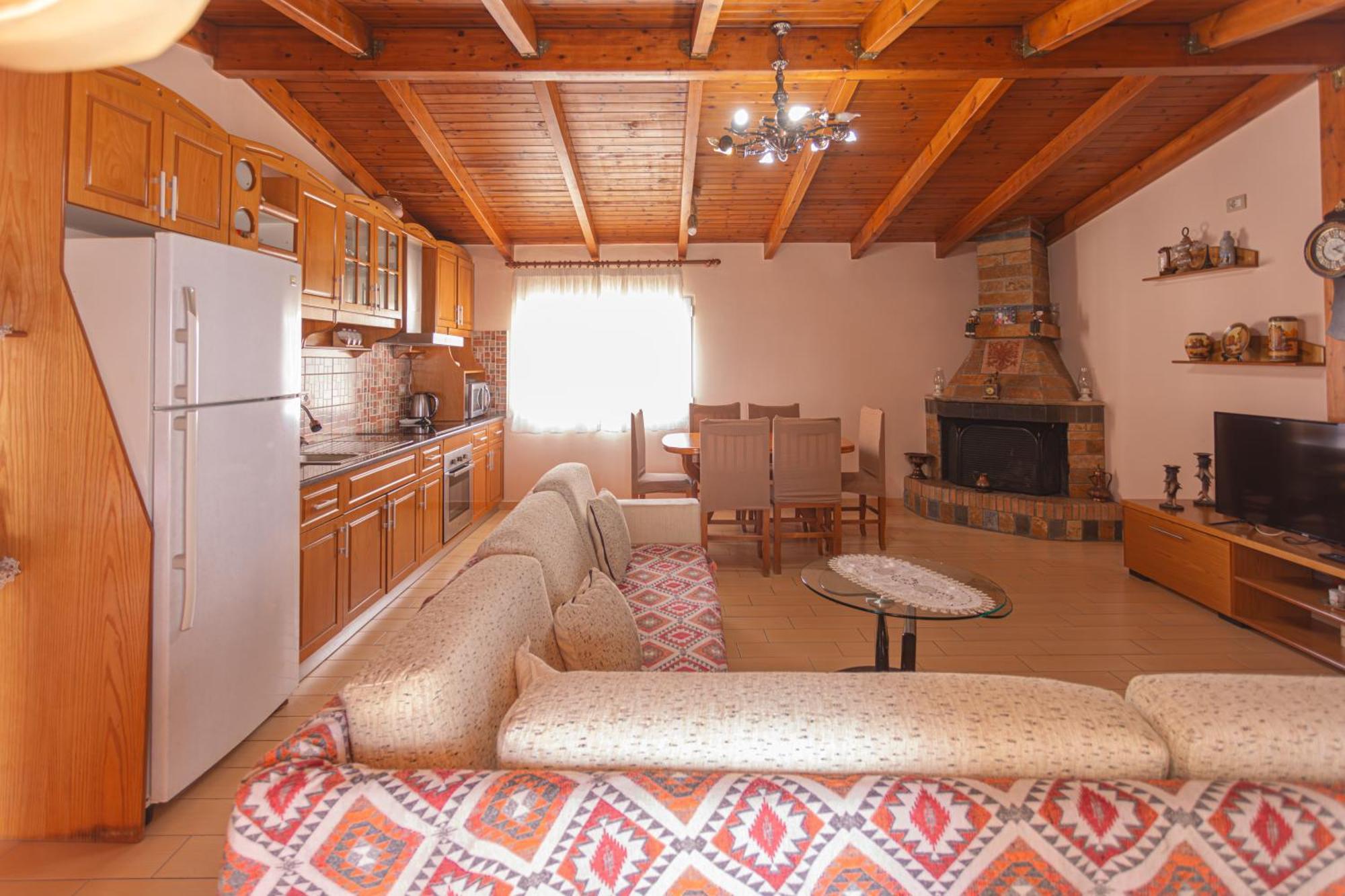 Villa Mucho Sarandë Buitenkant foto